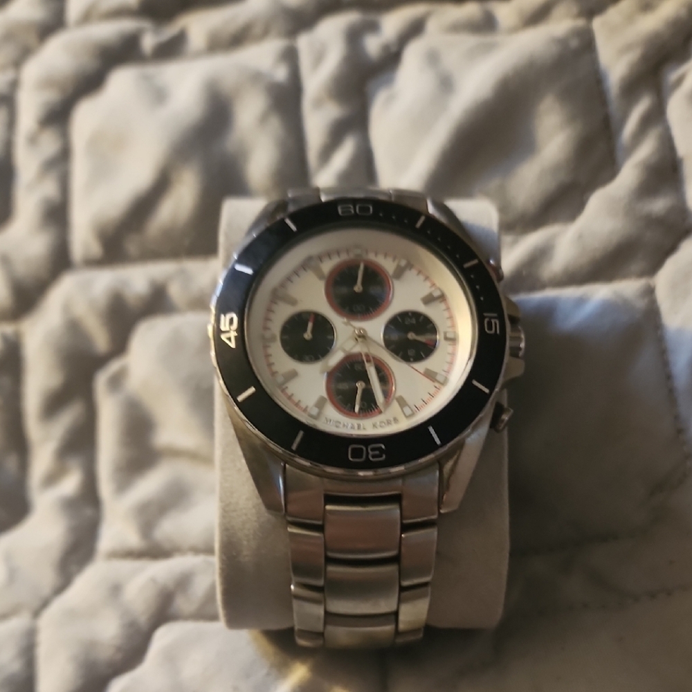 Men's Silver and Black Watch